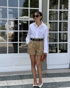 Summer Office Attire, Classic Summer Outfits, Networking Outfit, Elegantes Outfit Damen, Rok Outfit, Cute Professional Outfits, Casual Work Outfits Women, Business Professional Outfits, Shirt Outfits