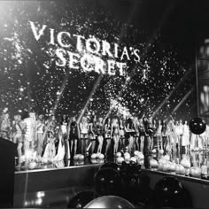 the victoria's secret show is shown in black and white with confetti