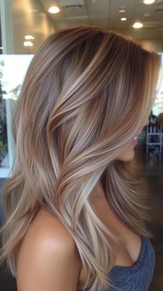 Blonde Highlights Different Shades, Beautiful Healthy Hair Aesthetic, Brown Hair On Bottom Blonde On Top, Soft Brown And Blonde Hair, Cool Old Money Blonde, Blonde And Plum Hair, Best Hair Color For Cool Undertones, Best Hair Color For Pale Skin Green Eyes, Blonette Hair Color