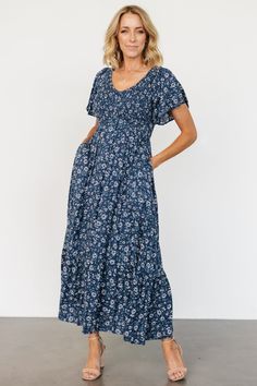 Summer Work Dresses Office Wear, Navy Blue Dress Outfit Casual, Modest Wedding Guest Dress, Navy Blue Dress Outfit, Mission Fits, Housewife Dress, Summer Work Dresses, Blue Dress Outfits, Smocked Maxi Dress