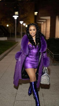 Purple Dress Bodycon, Birthday Outfits Black Women, Birthday Outfits Black, 30th Birthday Outfit, 70’s Outfit, Birthday Outfit Ideas, Outfits Black Women, Plus Size Fall Outfit, Birthday Fits