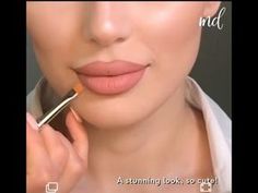 Make Your Lips Bigger, Fuller Lips Makeup, Make Your Lips Look Bigger, Plump Lips Makeup, Lips Look Bigger, Bigger Lips Makeup, Maquillage Kylie Jenner, Face Makeup Tutorial Video, Liner Tutorial