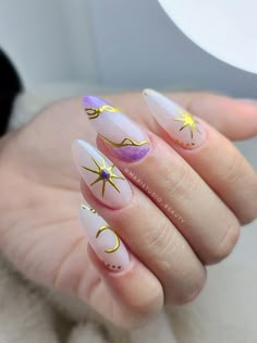 Rapunzel Nails Aesthetic, Tangled Inspired Nails Simple, Tangled Inspo Nails, Repunzal Nail Ideas, Once Upon A Time Nails, Tangled Acrylic Nails, Repunzle Themed Nails, Repunzal Tangled Inspired Nails, Rapunzel Nails Ideas