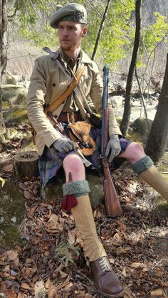 Taking a break. (Vintage-inspired Scottish hunting clothing) Traditional British Clothing, Scottish Kilts Men, Scottish Men Highlanders, Scotland Style, Hunting Outfit, Scotsman In Kilt, Guys In Kilts, Hunting Clothing