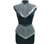 Chainmail Collar and Skirt Neck Piece Aluminum Scalemail Fancy Bikini Medieval Mini Skirt/Belt body jewelry, Festival Outfit, Halloween Gift Product Details Material : Aluminum Ring Diameter : 09mm  16 Gauge Ring Type : Butted Color : Silver  Finish : Anodized  Closure Type : Lobster back closure We have all sizes available. Kindly Check your desired size and write a note while booking your order. If you have any questions please write to me. Thanks If You Can Not Find Your Favorite Item In My S Chainmail Collar, Chainmail Skirt, Chainmail Clothing, Scale Mail, Jewelry Halloween, Outfit Halloween, High Fashion Outfits, Neck Piece, Skirt Belt