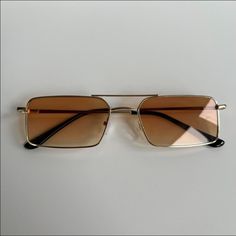 Vintage Y2k 90s 2000s Unique Slim Gold Trim Square Sunglasses Gold Trim With A Brown Lens These Sunnies Are Unisex! Uva/Uvb Protection Brand New #Sunglasses #Shades #Sunnies #Fashion Metal Frame Sunglasses, Square Sunglasses For Men, Men’s Fashion Sunglasses, Vintage Sunglasses Aesthetic, Sunglasses Aesthetic Vintage, Men’s Sunglasses, Men’s Accessories, Cool Sunglasses Aesthetic, Mellow Autumn