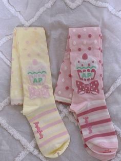 Strawberry Rilakkuma, Cutecore Strawberry, Cute Knee High Socks, Rilakkuma Kawaii, Popular Piano Sheet Music, Layered Skirts, Sanrio Outfits, Skirts Knee Length