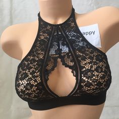 Nwt. Wireless Black Lace Party Bra, Stretch Lace Bra For Party, Fitted T-back Bra For Party, Party Lace Stretch Bra, Victoria's Secret Fitted Bra For Night Out, Black Lace Bra For Night Out, Victoria's Secret Lace Bra For Night Out, Victoria's Secret Black Lace Bra, Fitted Black Bra For Club