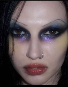 Cute Goth Makeup, Make Carnaval, Bold Eyeshadow, Funky Makeup, Mekap Mata, 20 Makeup, Alt Makeup, Barbie Makeup, Swag Makeup