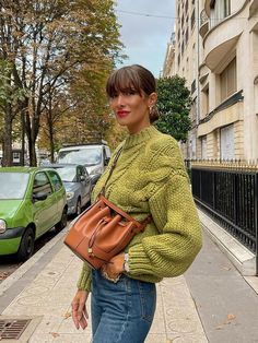 Makeup Rules, Flamboyant Natural, Oufits Casual, French Girl Style, Peinados Fáciles Para Cabello Corto, French Girls, Take Note, Street Style Trends, French Women