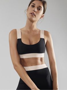 Gym Fashion Women, Womens Active Wear Outfits, Athleisure Outfits, Workout Outfit, Sporty Outfits, Sport Bra