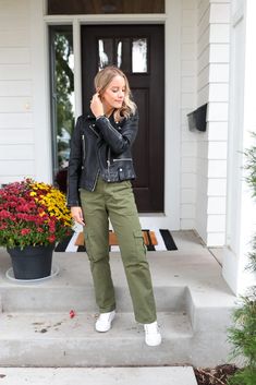 13 Best Green Cargo Pants Outfit Ideas for 2023 - Paisley & Sparrow Army Green Cropped Pants Outfit, Green Chino Outfits Women, Green Straight Leg Pants Outfit, Olive Cropped Pants Outfit, Green Cargo Joggers Outfit Women, Teal Cargo Pants Outfit, Olive Khaki Pants Outfit, Army Green Cargo Pants Outfit For Women, Olive Cargo Pants Outfit Women