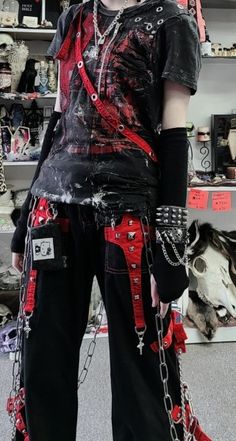 Cool Emo Outfits Male, Red Punk Outfits Aesthetic, Alt Punk Fashion, Scene Punk Outfits, Red Emo Outfits Male, Scene Aesthetic Outfits Male, Vkei Outfits Masc, Alt Outfit Ideas Masc, Masc Emo Outfits 2000s