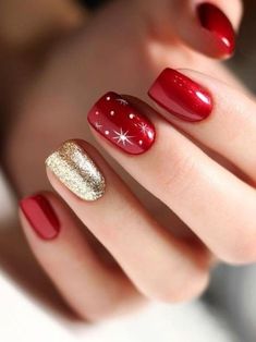 Christmas Nails 2019, Nail Polish Colors Winter, Unghie Sfumate, Red Christmas Nails, Christmas Gel Nails, Christmas Nails Acrylic, Dipped Nails, Nails Fall, Autumn Nails