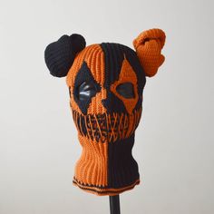 Fun Full Face Halloween Mask, Fun Full-face Halloween Masks, Halloween Streetwear Balaclava Mask, Halloween Balaclava Mask For Streetwear, Black Fun Masks And Prosthetics For Halloween, Ski Mask Crochet, Crochet Creepy, Mask Crochet, Rabbit Hat