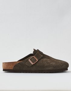 Suede leather upper/Suede footbed lining keeps you comfortable/EVA sole is flexible and lightweight/Adjustable strap with metal pin buckle/“Made in Germany” quality stamp on footbed/Not eligible for promotions | Only ships within the USA Boston Soft Footbed, Mens Sandals Fashion, Men Birkenstock, Clogs Outfit, Birkenstock Men, Mens Clogs, Boston Clog, Men's Casual Shoes, Birkenstock Boston Clog