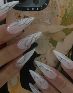 Pearl Nail Inspo Acrylic, Most Wanted Tour Nails, Short Stilleto Nails Acrylics, Nail Ideas Stilletos, Short Stilleto Nails 2024, Silver Abstract Nails, Almond Nails Designs Simple, Stilleto Nails 2024, 2000 Inspired Nails