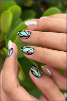 Browse gorgeous Valentine's Day nails with romance and heart-shaped themes to make your nails look amazing. Pink nails, red nails and Valentine's Day nail art. Blue Green Nails Designs, Crazy Nail Art Unique, Butterfly Nail Designs, Unghie Nail Art, Butterfly Nails, Butterfly Nail Art, Get Nails, Dream Nails