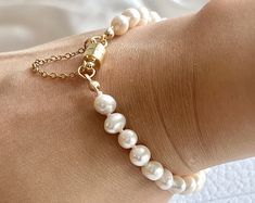 Set of 5 Bridesmaid Pearl Bracelets, Ivory White Full Pearl Bracelet 0258 - Etsy Australia Real Pearl Bracelet, Pearl Bracelet Gold, Bracelet Gold, Delicate Bracelet