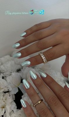 Solid Nail Inspo Acrylic, Cute Solid Nails, Solid Colour Nail Ideas, Mint Chrome Nails, Solid Colour Nail, Nails Almond Chrome, Crome Nails Almond, Solid Colour Nails, Nail Inspo Unique