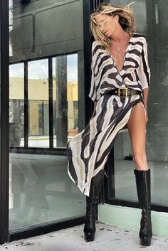 2021 Bikini Cover-ups Bohemian Printed Long Cardigan Plus Size Chiffon Tunic For Women Holiday Beach Wear Sexy Swimwear Cover Up | Fashionsarah.com | 1Y |  | #description# Plus Size Beach Wear, Chiffon Cardigan, Plus Size Beach, Safari Chic, Chiffon Tunic, Looks Party, Bathing Suit Covers, Looks Street Style, White Chiffon