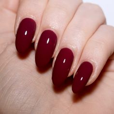 Red Violet Nails, Red Bridal Nails, Iconic Nails, Almond Acrylic Nails Designs, Deep Red Nails, Bridal Manicure, Violet Nails, Gel Nails At Home, Red Violet