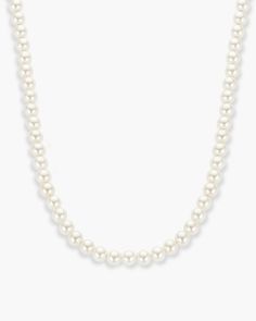 Our most versatile men’s pearl necklace is here to help you create the fashionable fit you’re looking for. The 4mm Classic Pearl Chain has an adjustable clasp to change the length from 20-22”, making it perfect for layering.