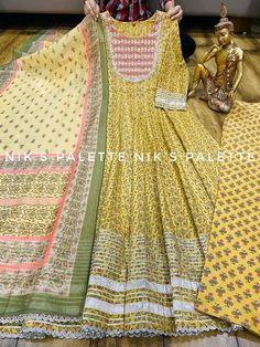 Anarkali Dress Simple Cotton, Plain Anarkali Dress, Plain Anarkali Dress Simple, Anarkali Frock Design, Anarkali Dress Simple, Salwar Kameez Style, Plain Anarkali, Kameez Style