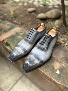 For more designs in handmade men's shoes section, please check. https://www.etsy.com/shop/BarismilLeathers?ref=seller-platform-mcnav§ion_id=27704663 For same in olive green patina  https://www.etsy.com/listing/1558265482/men-bespoke-oxfords-shoes-handmade?click_key=16c97efe6eac05bfb9e3b778e8a1e1c85a282343%3A1558265482&click_sum=5a06a753&ref=related-4&frs=1 Discover the epitome of elegance and craftsmanship with our handmade oxblood leather wholecut oxford shoes for men. Crafted to perfection, th Wholecut Oxford, Men Fashion Shoes, Men Dress Shoes, Oxblood Leather, Oxfords Shoes, Green Patina, Bespoke Fashion, Oxford Shoes Men, Shoes Handmade