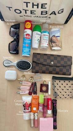 What’s in my tote bag 🤍 What To Put In Your Work Bag, What’s In My Mini Tote Bag, What’s Inside My Bag, What’s In My Purse, What's In My Bag Aesthetic, Tote Bag Essentials, Work Bag Essentials, Summer Bag Essentials, My Tote Bag