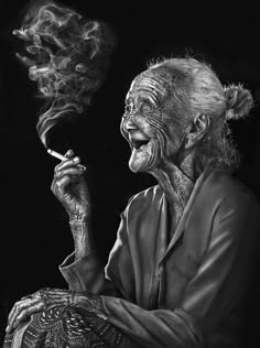 Complimenti.....!!! Old Man, A Black, Black And White, White, Black