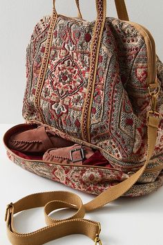 Magic Carpet Weekender Bag Mode Boho, Moroccan Tile, Closet Goals, Magic Carpet, Weekend Trip, Cute Bags, Zip Top, Weekender Bag