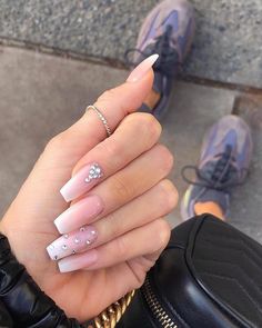 Birthday Nail Art, Birthday Nail Designs, Queen Nails, Nails Design With Rhinestones, White Nail, Birthday Nails, Coffin Nails Designs