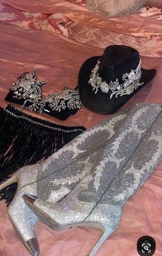 Silver Space Cowgirl, Cowgirl Glam Aesthetic, All Black Nashville Outfit Summer, Bling Rodeo Outfit, Bedazzled Cowgirl Outfit, Rhinestone Cowgirl Photoshoot, Black And Silver Cowgirl Outfit, Pearl Cowboy Hat, Cowboy Glam Outfit