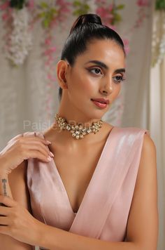 The floral Kundan choker is a celebration of the rich tradition of India that is beautifully handcrafted by the artisans to bejewel your neckline with a belief to balance the ancient and modern concepts of Indian jewelry. The Kundan choker made on 22K gold plating has a replica of Bollywood jewelry, perfect for the women who believe in carrying the light of their heritage. Add this beauty to your jewelry wardrobe and pair it up with a delicate outfit to create a bold look. Necklace Closure - Adj Kundan Choker Necklace, Sabyasachi Jewelry, Necklace Closure, Choker Necklace Gold, Sabyasachi Jewellery, Kundan Choker, Jewelry Wardrobe, Bollywood Jewelry, Pistachio Green