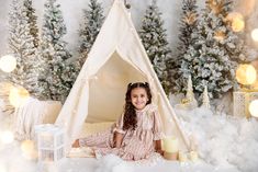 Christmas Tipi, Teepee Photography, Christmas Teepee, Winter Board, Christmas Session, Photoshoot Backdrops