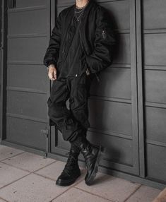 Tech Wear Street Style, Techwear Pants Outfit, Warcore Men Outfits, Mens Techwear Aesthetic, Mens Black Jean Jacket, Men Dark Style, Men Outfits Techwear, Combat Fashion Mens, Biker Man Outfit