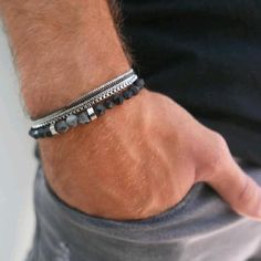 Guy Jewelry, Mens Bracelet Set, Mens Cuff Bracelets, Mens Cuff, Mens Bracelet Silver, Estilo Hip Hop, Presents For Men, Men's Bracelet, Engraved Bracelet