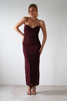 Highlights Super flattering ruched bodycon Strapless Stretchy, comfortable material Gathered cups Available in Black & Burgundy Sizing The model is 5'5 and wears UK size 6 / XS / US size 2 Fit & Fabric Made from 95% Polyester & 5% Spandex Slip on Fully Lined True to size Length from top of shoulder to hem: 116cm Stretch: 8/10 Perfect for Wedding Guest Christenings Graduations Oh Hello Clothing, Wine Sale, Christening, Wedding Guest, Highlights, Size 2, Slip On, Size 6, Spandex