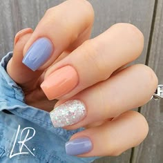 Cute Sns Nail Ideas For Summer, Gel Nail Color Combinations, Dip Powder Nails January 2023, Summer Gel Polish Nails Ideas, Simple Summer Dip Nails, Sns Nail Ideas Spring, Spring Color Nails Gel, Peppi Gel Nails, Short Acrylic Nails Designs Spring