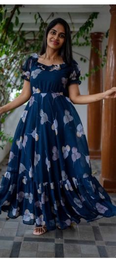 Frock Degisn For Women, Floral Frocks Designs For Women, Long Frocks Different Models, Latest New Model Long Frocks, Frock Designs For Women Stitching, Top Frock Design, Long Frocks For Women Design, Latest Model Long Frocks For Women, Crape Long Frocks For Women