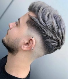 Fade Hairstyle, Mid Fade Haircut, Haircut Selfie, Trendy We Fryzurach, Drop Fade Haircut, Photo Hijab, Drop Fade, Crop Haircut