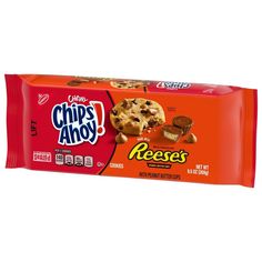 chips ahoy cereal bar with chocolate chip toppings