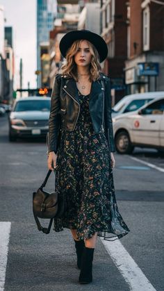 Super cute edgy outfit inspiration. Long Sleeve Boho Maxi Dress, Edgy Bohemian, Cute Edgy Outfits, Bohemian Princess, Workwear Capsule Wardrobe, How To Wear Ankle Boots, Fall Workwear, Outfits Edgy