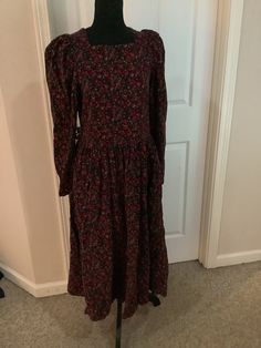 This nice vintage 90s Laura Ashley Navy red floral prairie puff sleeve boho prairie Cottagecore dress comes to you in a size 10 made n Great Britain.beautiful dress. Laura Ashley Prairie Dress, Cottagecore Dress, Prairie Dress, Laura Ashley, Red Floral, Dress Clothes For Women, Puff Sleeve, Favorite Outfit, Dress Outfits