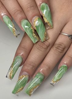 Green Marble Nails With Gold Flakes, Green And Gold Marble Nails, Green Money Nails, Green Jade Nails, Marble Green Nails, Green Marble Nail Designs, Jade Nails Acrylic, Jade Green Nails Acrylic, Maroon Nail Art Designs