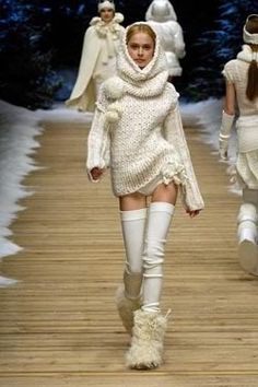 Inguna Butane, White Clothing, Winter Mode, Mode Inspo, Fur Boots, 가을 패션, Winter White, Fashion Killa