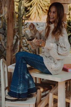 Stile Hippie Chic, Winter Outfits Casual, Looks Adidas, Boho Winter Outfits, 00s Mode, Stile Blair Waldorf, Adrette Outfits