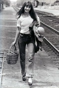 jane birkin Jane Birkin Basket, Jean Shrimpton, Celebrity Style Icons