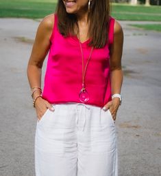 Styling Wide Leg Linen Pants - Cyndi Spivey Linens Pants, Marc Fisher Sandals, Cyndi Spivey, White Fashion Casual, Best Black Friday, Wide Leg Linen Pants, Plain White, White Fashion